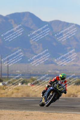 media/Dec-17-2023-CVMA (Sun) [[bf0c04832d]]/Race 2 Amateur Supersport Open/